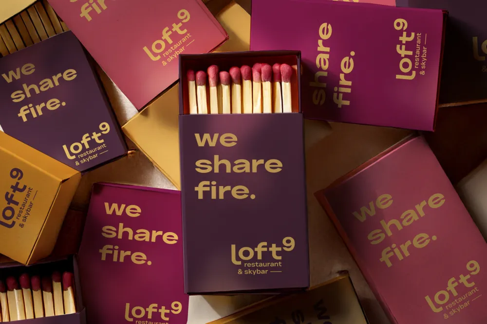 XX-Loft9-Restaurant-Streichholzschachteln-mit-Claim-Derenko-Branding-Service.jpg