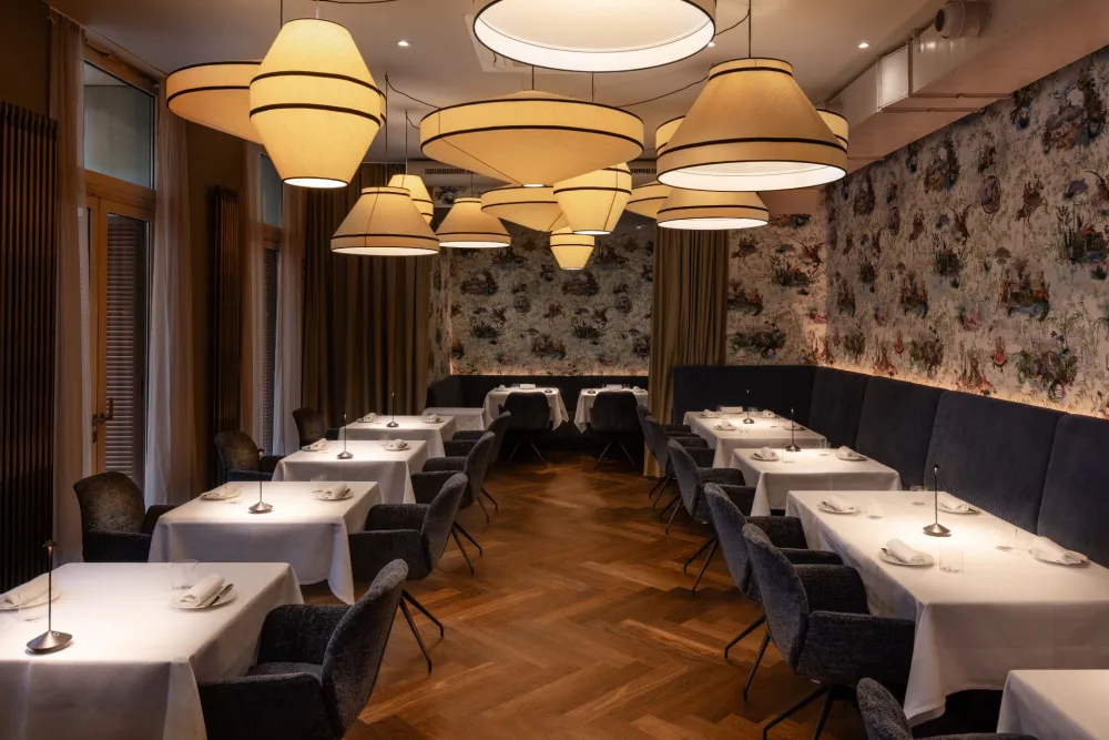 01-Boxwood-Steakhouse-Restaurant-Derenko-Interior-Design-Wien-Fine-Dining.jpg
