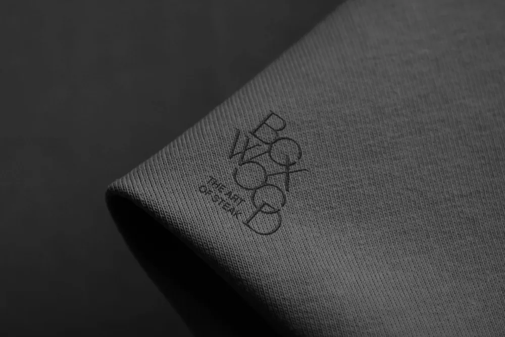 08-Boxwood-Restaurant-Wien-Logo-Bestickt-Schwarz-Derenko-Branding-Service.jpg