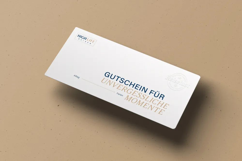 12-HighLifeReisen-Branddesign-Reisegutschein-Vorderseite-Derenko-Branding-Service.jpg