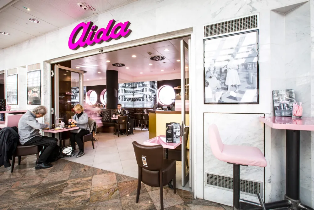 Aida-Flughafen_09.jpg