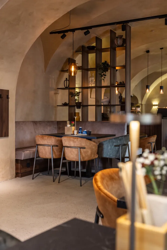 14-Restaurant-Makka©Derenko-Innenarchitektur-Hotel-und-Gastronomie-Wien.jpg