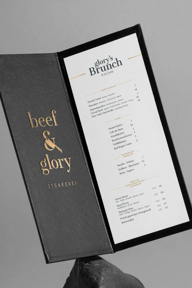 10-Beef-and-Glory-Brunch-Menue-Derenko-Branding-Service.png