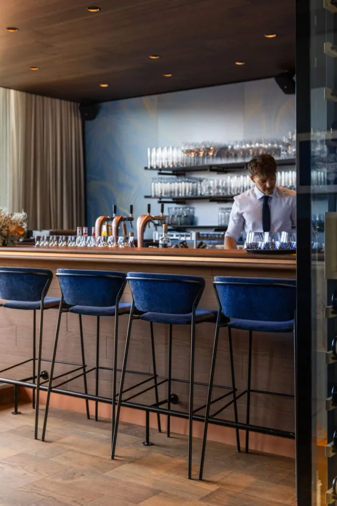 Wilma-Restaurant-Rooftop-Bar-Derenko-Innenarchitektur-Gastronomie-Hotelerie-Wien-Web-18.jpg