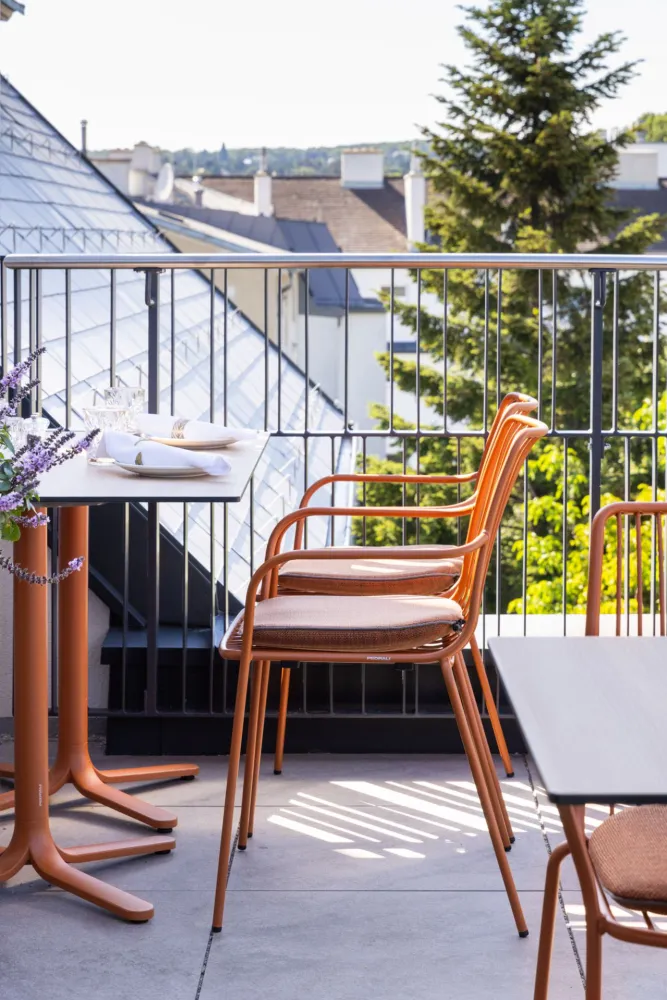 Wilma-Restaurant-Rooftop-Bar-Derenko-Innenarchitektur-Gastronomie-Hotelerie-Wien-Web-12.jpg