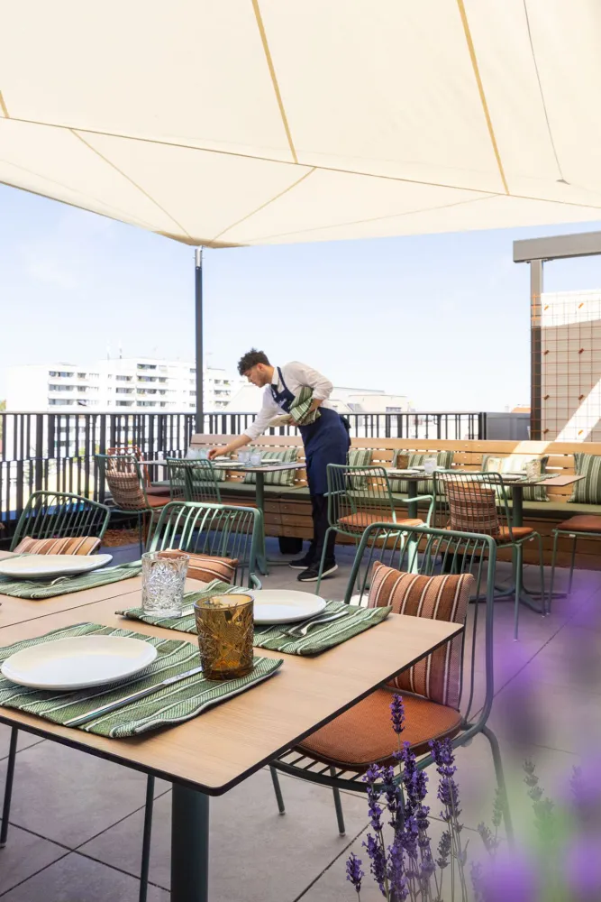 Wilma-Restaurant-Rooftop-Bar-Derenko-Innenarchitektur-Gastronomie-Hotelerie-Wien-Web-14.jpg