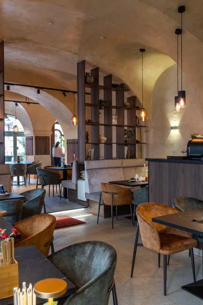 10-Restaurant-Makka©Derenko-Innenarchitektur-Hotel-und-Gastronomie-Wien.jpg