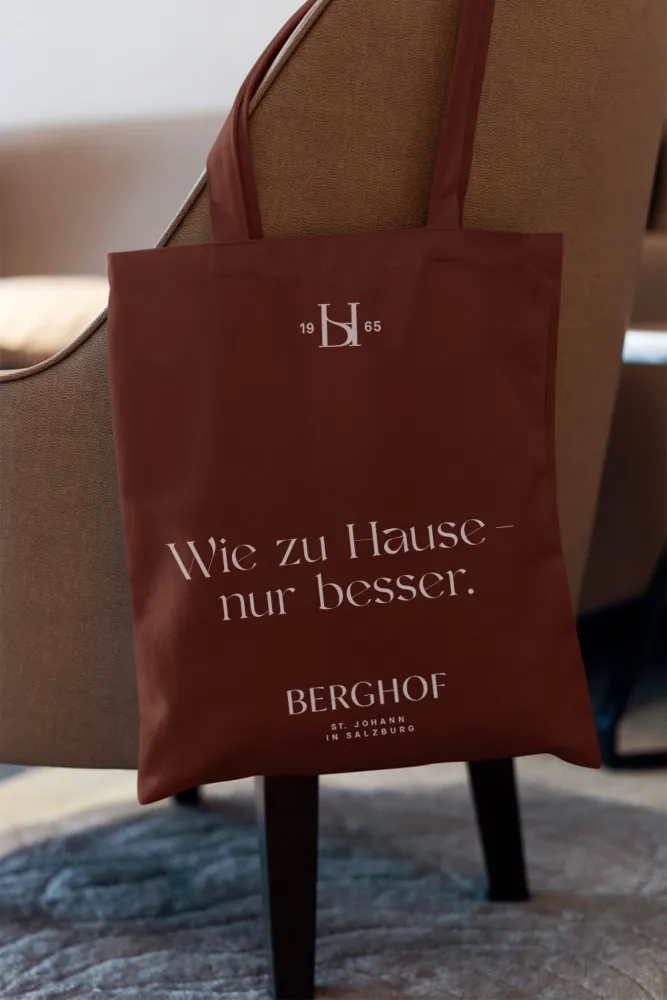 08-Berghof-Tote-Bag-Derenko-Branding-Service.jpg